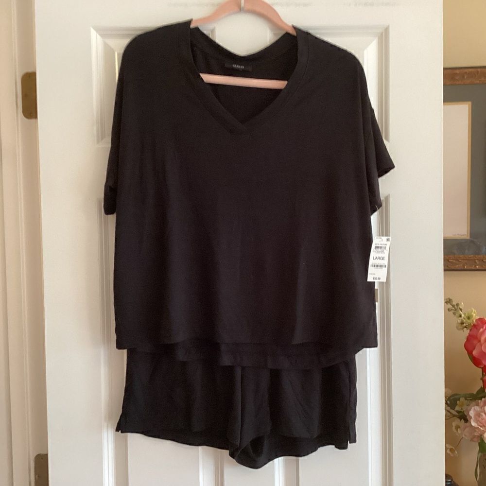NWT. Alfani Brand/Macy’s Liquid jersey Knit Black S/S PJ Set Size Large